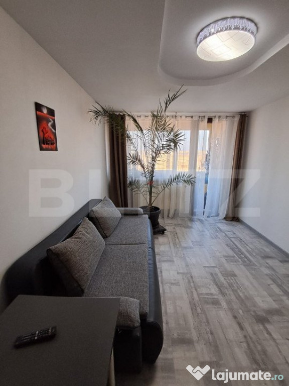 Vanzare apartament 2 camere, 50,70 mp, Zona Obregia cu parca