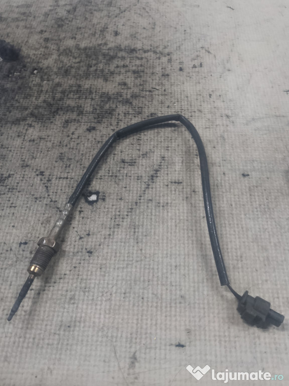 Set centuri spate stanga-dreapta Volkswagen Golf 7 2013