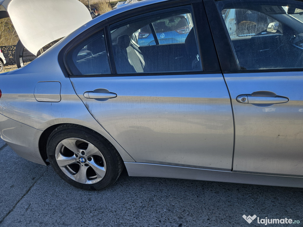 Grila proiector dreapta Skoda Fabia 3