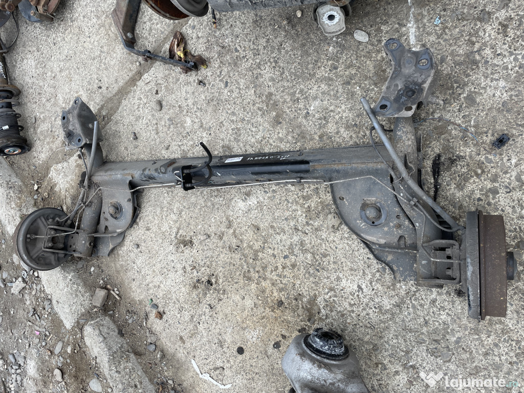 Macara geam dreapta fata Dacia Duster