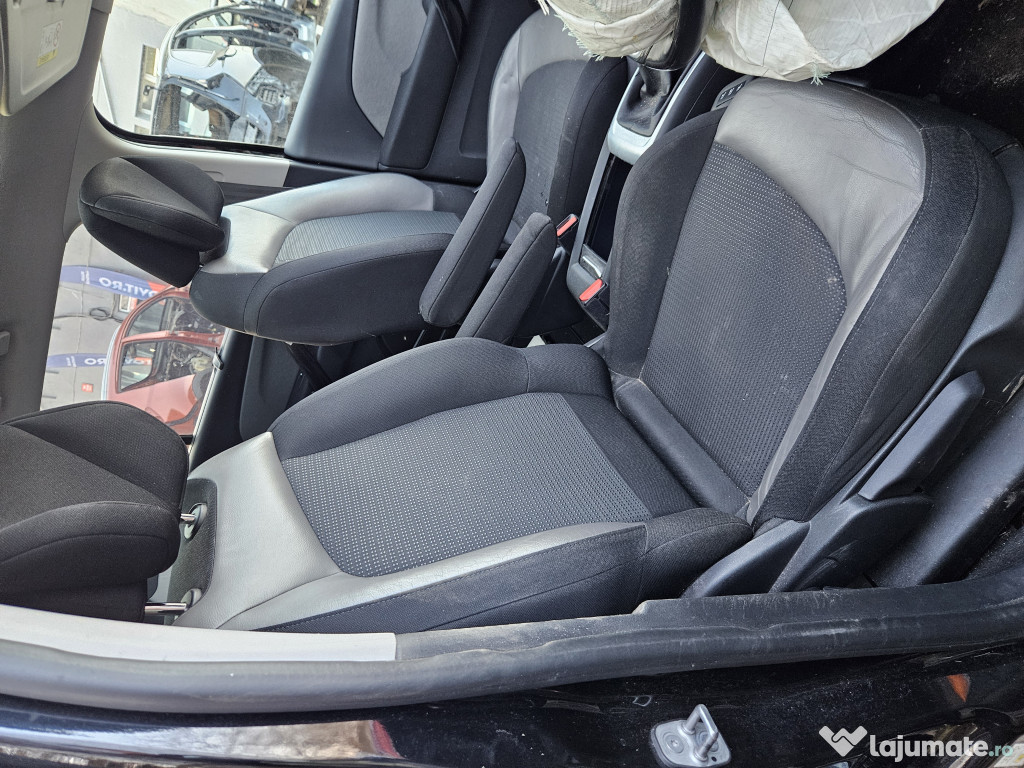 Maner exterior stanga spate Skoda RAPID 2015