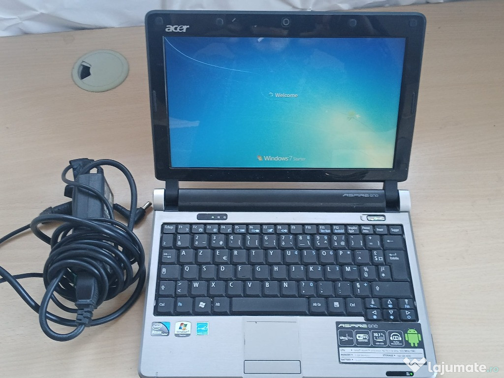 Mini-laptop Acer Aspire One Compact și Fiabil