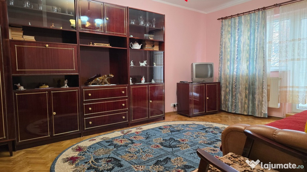 Apartament 2 camere in Deva, zona Piata centrala, et 2