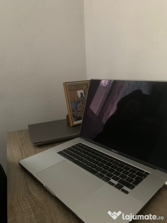 Macbook Pro 2019 16’ i9 32gb ram