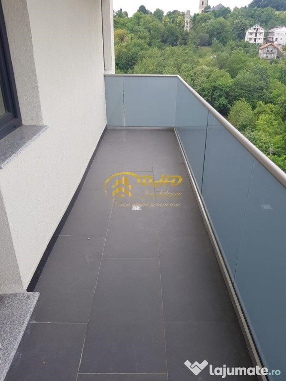 Doua camere Nicolina-Concept Salciilor,bloc nou