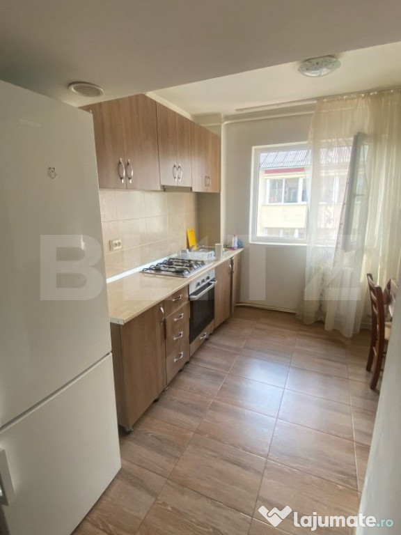 Apartament de vanzare cu 2 camere, 50mp, zona Decebal