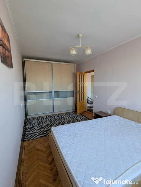 Apartament 3 camere, semidecomandat, zona Grigorescu