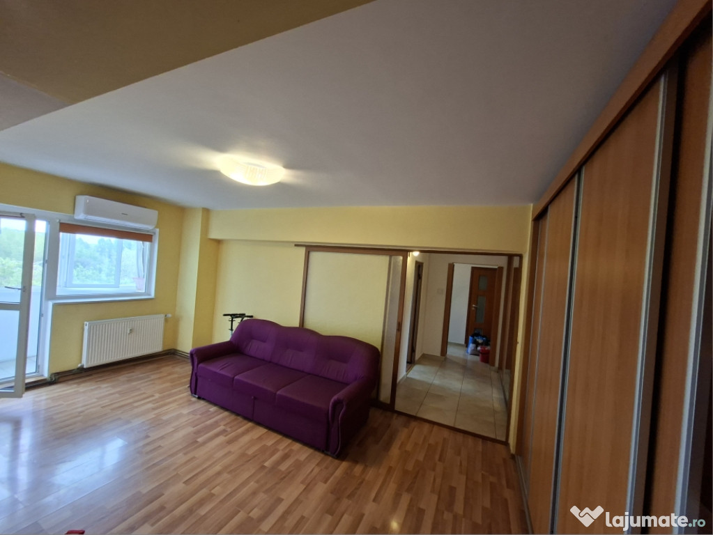 Proprietar ,vand apartament 3 camere metrou Pacii 0766869178