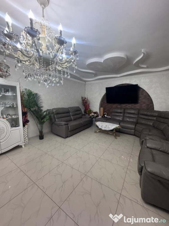 Casa utilata si mobilata, Radauti