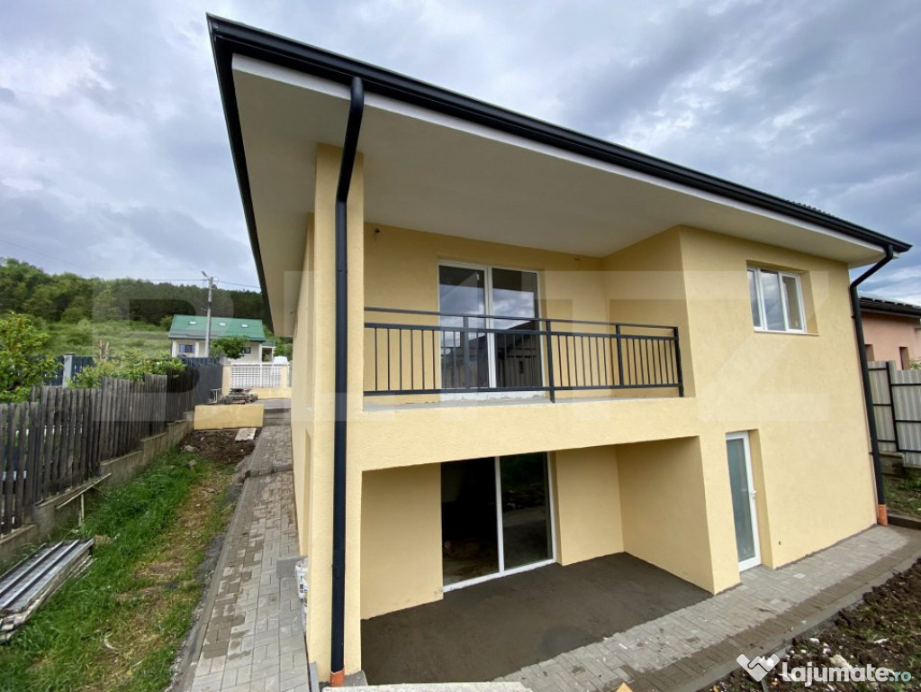 Casa cu 5 camere, 132 mp utili, 400 mp teren, Campenesti