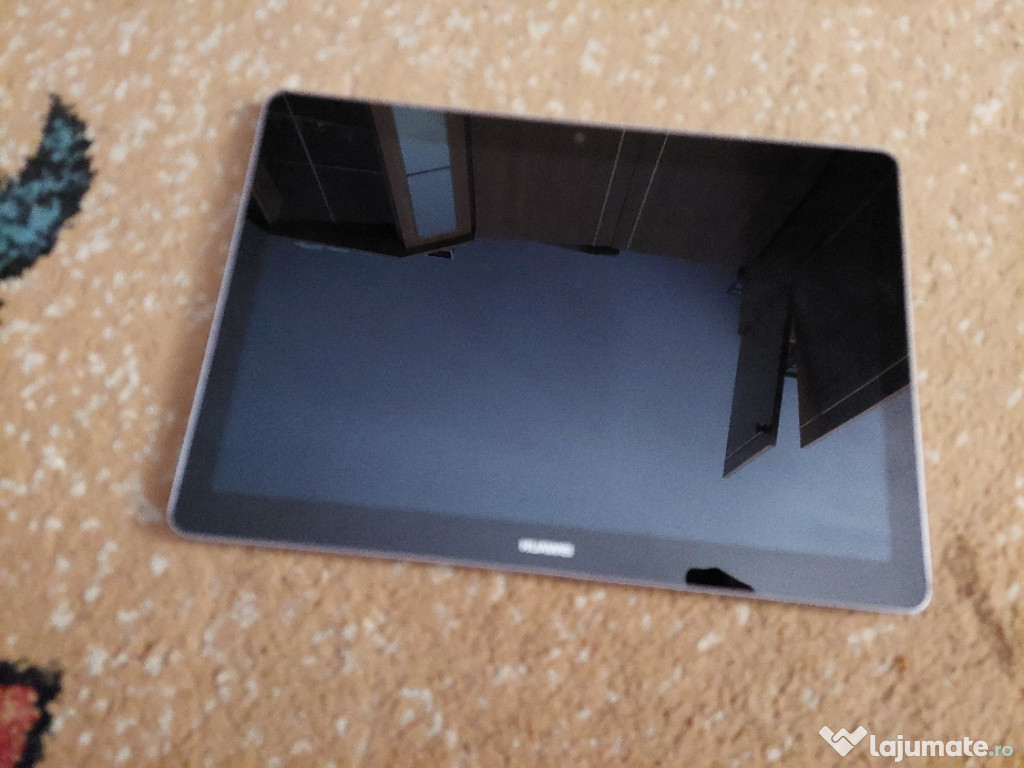 Tabletă Huawei Android 8.1! Memorie 32 giga! 300ron!