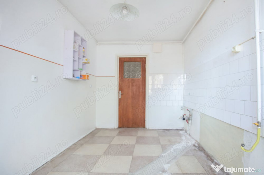 Apartament de 3 camere zona GRIVITEI