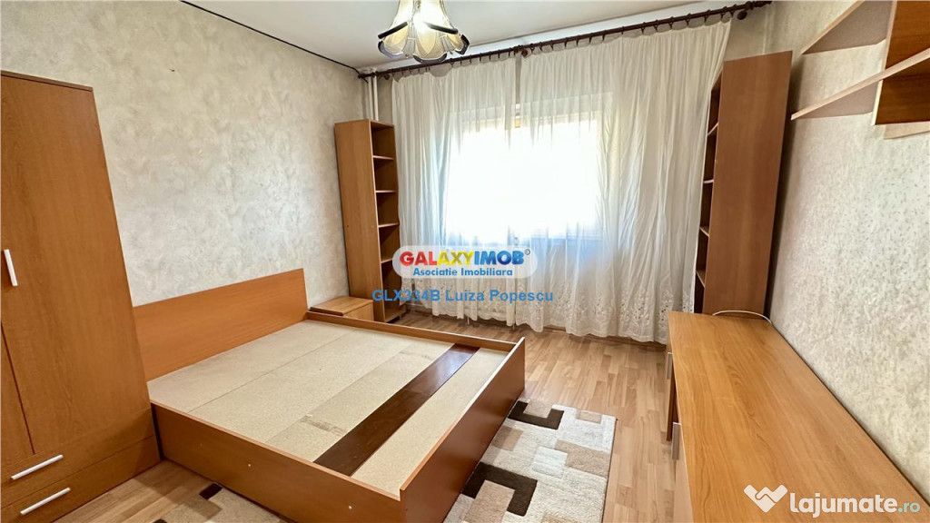 Apartament 3 camere PANDURI ACADEMIA MILITARA etajul 3,hol
