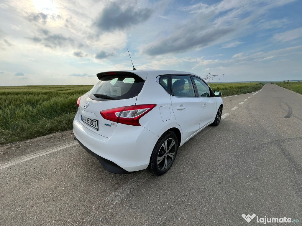 Vând Nissan Pulsar