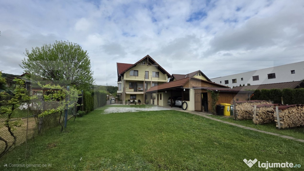 Casa de vanzare, 6 camere, 340 mp, cu 22 arii de teren, zona