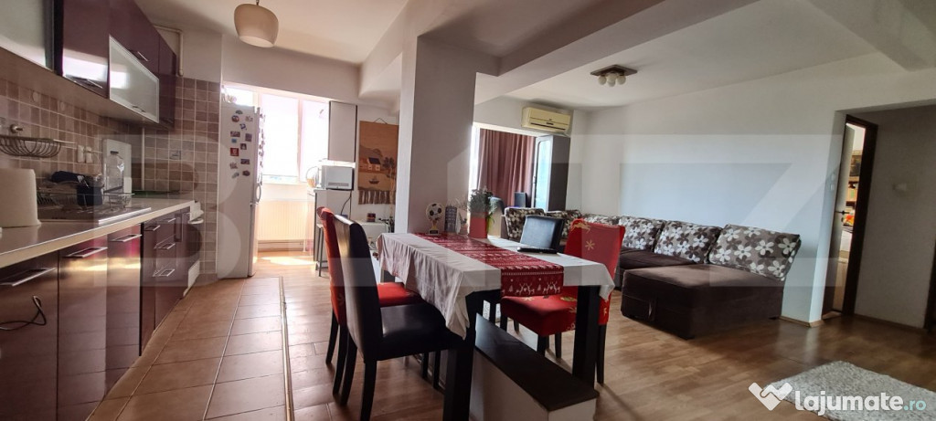 Apartament cu 3 Camere Spațios și Luminos de Vânzare –Z