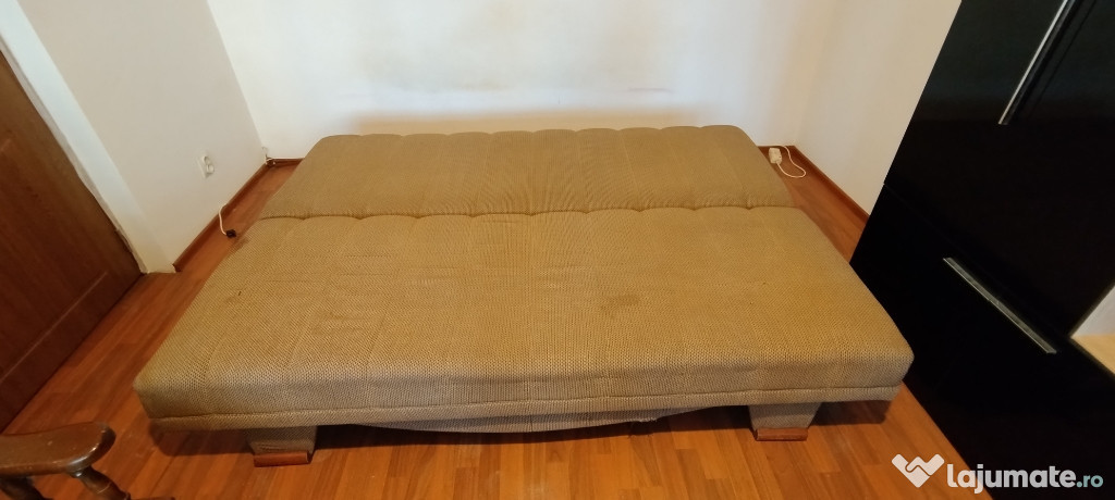 Canapea extensibilă cu ladă starea buna