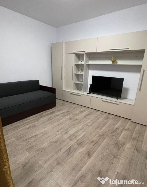 Apartament la casa 2 Camere Piata cluj ,54 mp