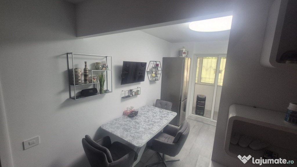 Apratament 3 camere Uverturii