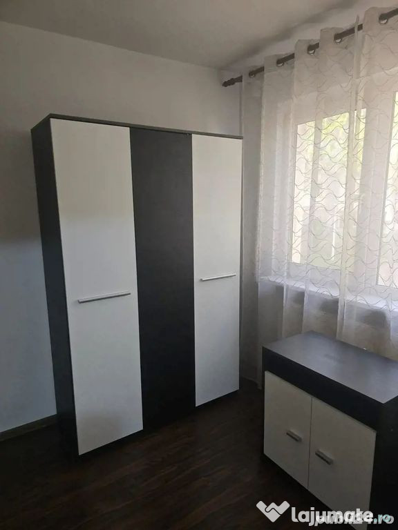 Apartament 2 camere, Micro 40