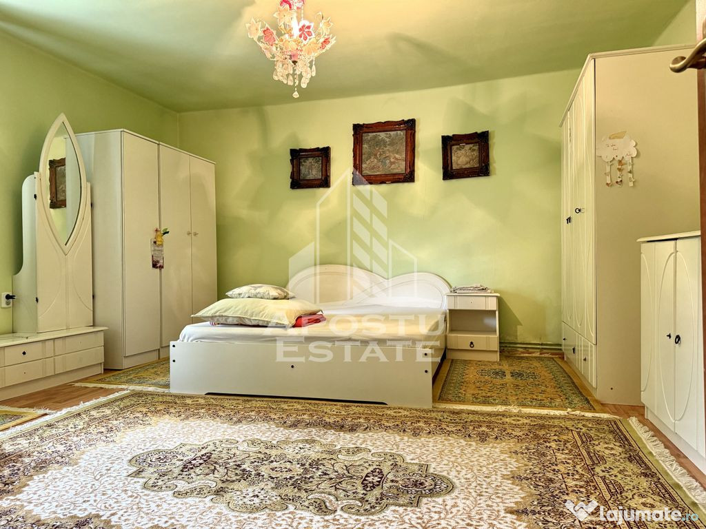 Casa individuala pe parter cu 3 camere, teren 2877 mp, Gi...