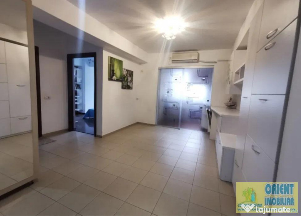Inel 1, apartament 3 camere, gaze, etaj 3, lift, vanzari Constanta