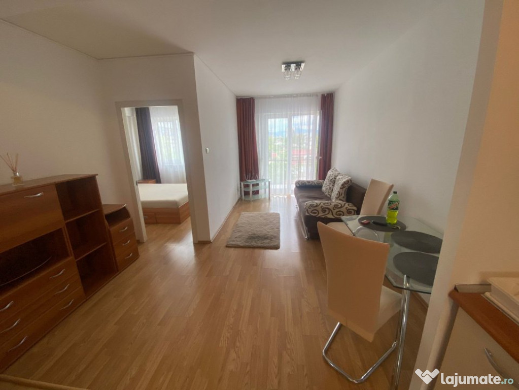 Apartament de vanzare, cu 2 camere, 47 mp, zona Vivo Mall