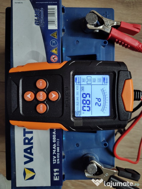 Tester baterii auto 12V si 24V