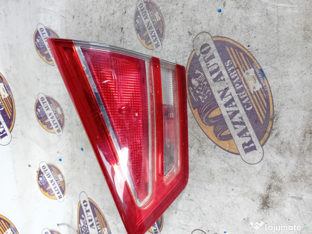 Stop dreapta hayon  Ford B-MAX  2011