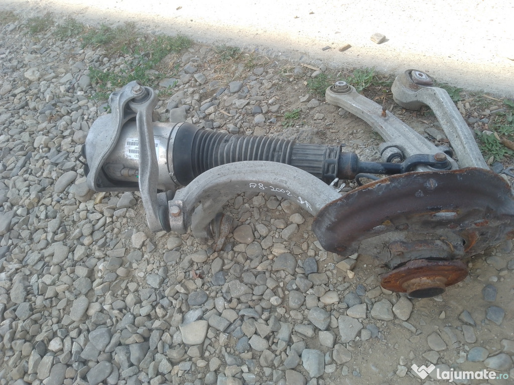 Fuzeta cu amortizor dreapta fata Audi A8 3.0 Motorina 2008