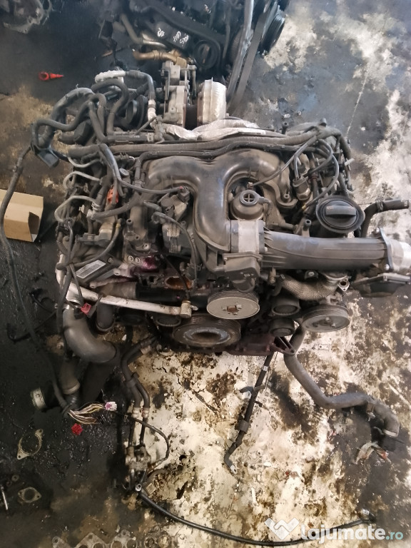 Motor dezechipat Volkswagen Touareg 3.0 Motorina 2013