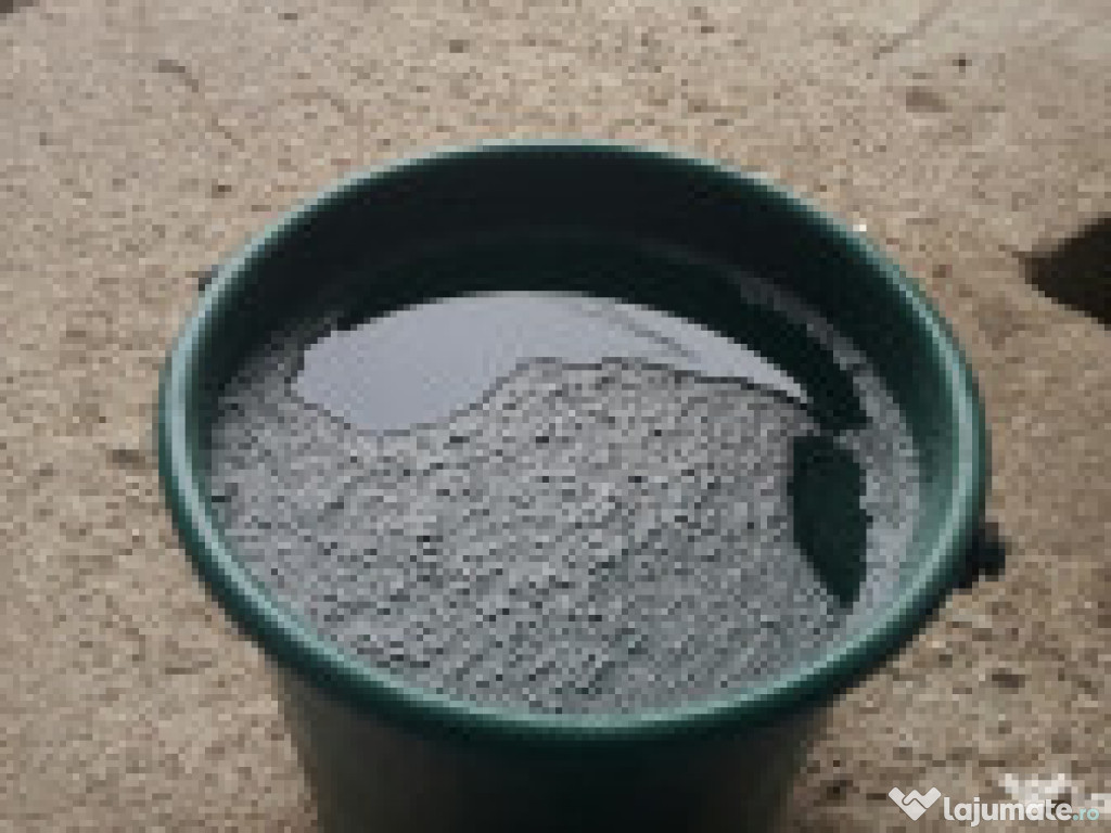 Palinca de prune,cu taria de 52-53 grade