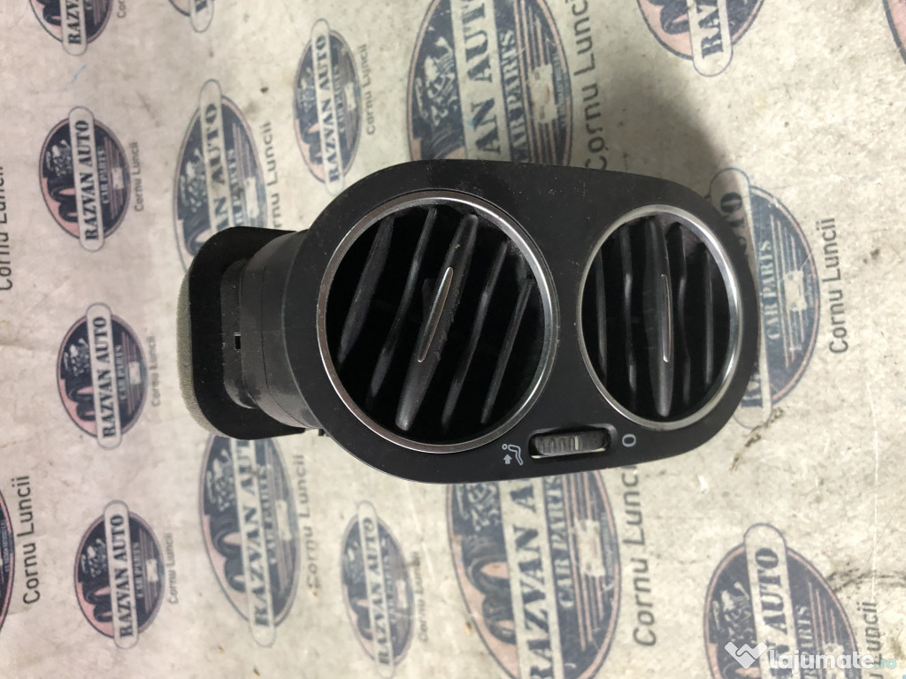 Grila ventilatie dreapta Volkswagen Golf 5 Plus 2007