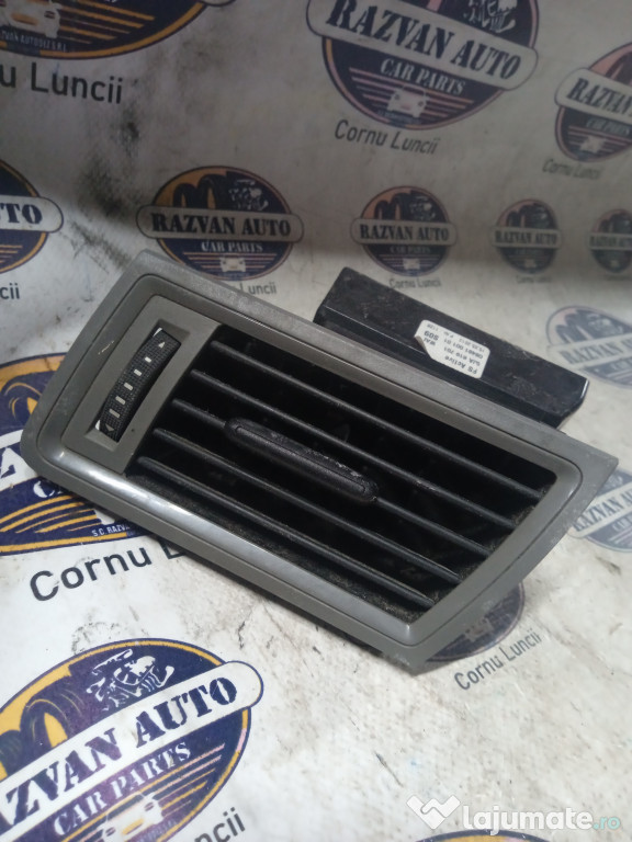 Grila ventilatie stanga Skoda RAPID 2013