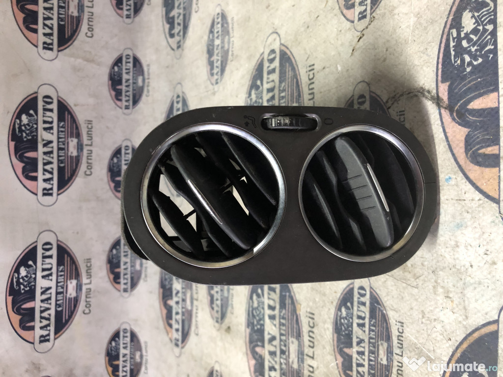 Grila ventilatie stanga Volkswagen Tiguan 2008