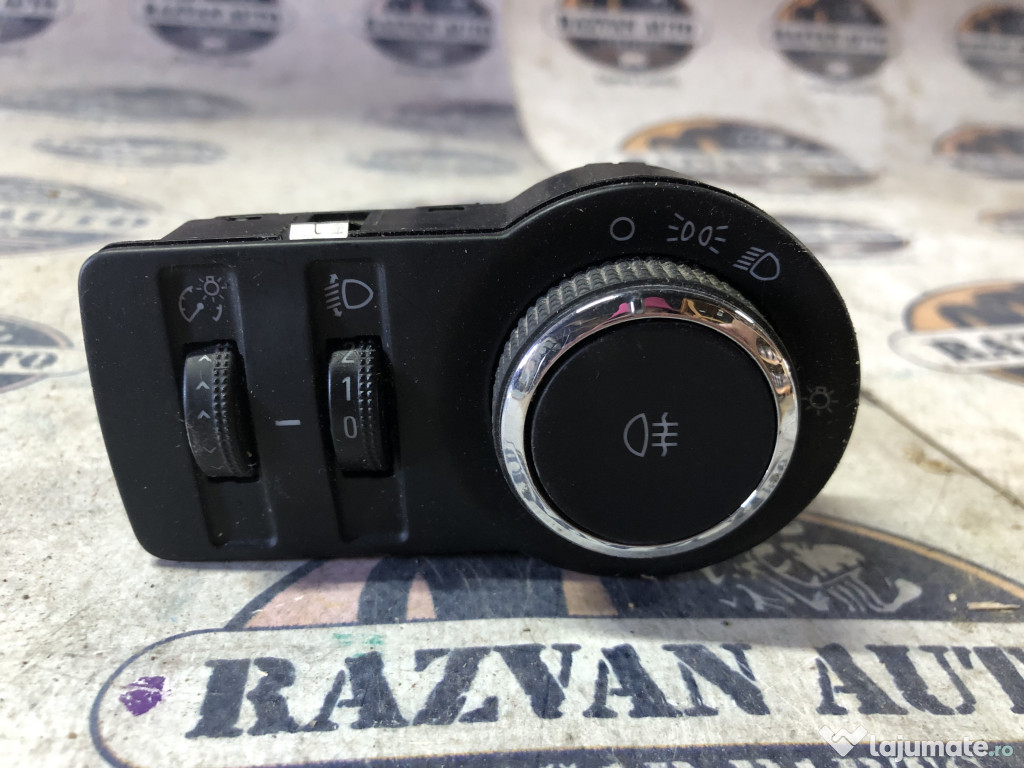 Bloc lumini Opel Astra J 2010