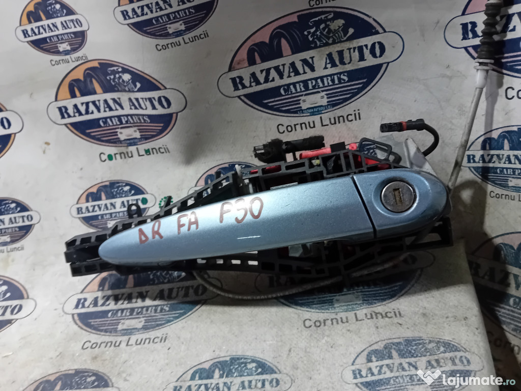 Maner exterior dreapta fata BMW F30 2014
