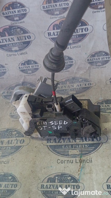Broasca stanga spate Kia Ceed 2013