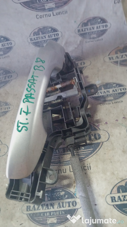 Maner exterior stanga fata Volkswagen Passat B8 2012