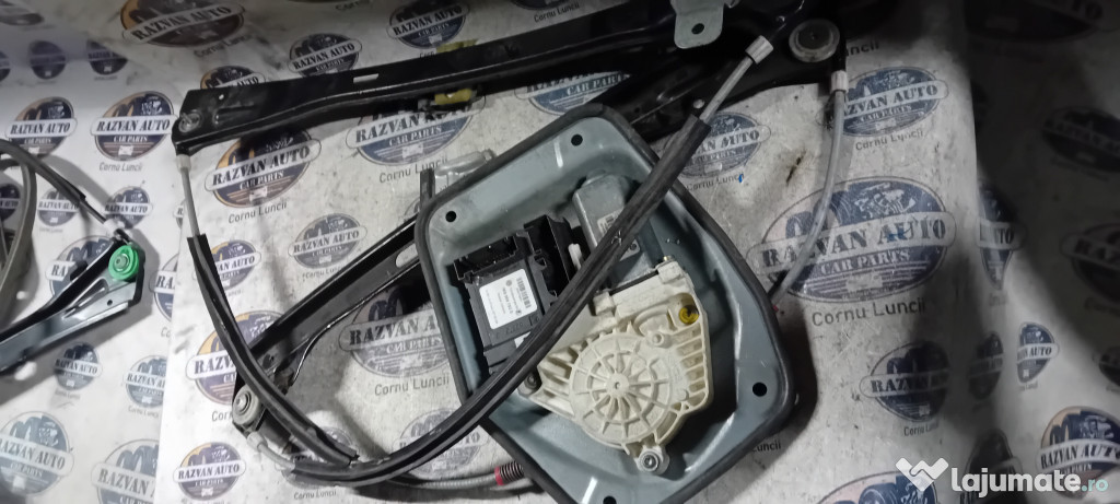 Macara geam dreapta fata Volkswagen Golf 5 2007