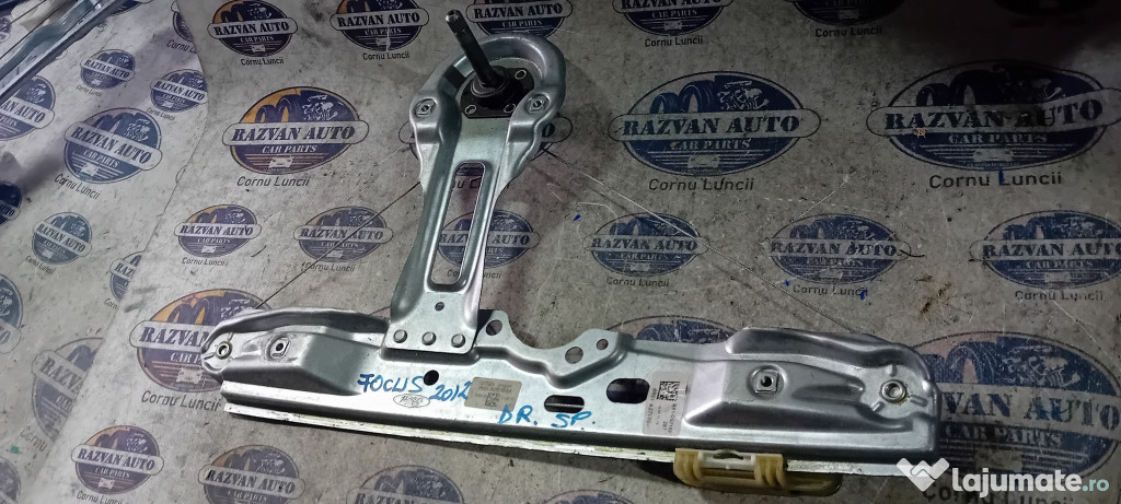 Macara geam dreapta spate Ford Focus 3 2012
