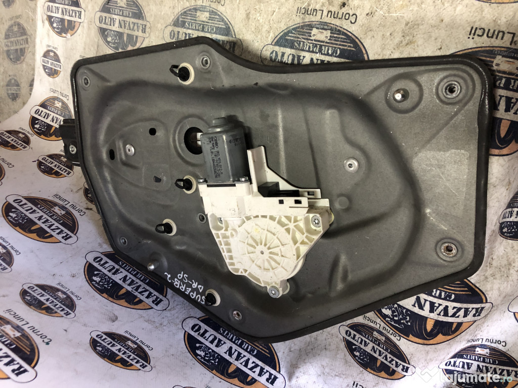 Macara geam dreapta spate Skoda Superb 2 2013