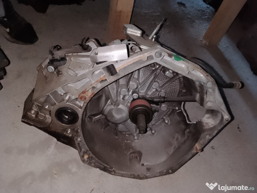 Cutie de viteze 6 trepte Dacia Duster 1.5 Motorina 2017