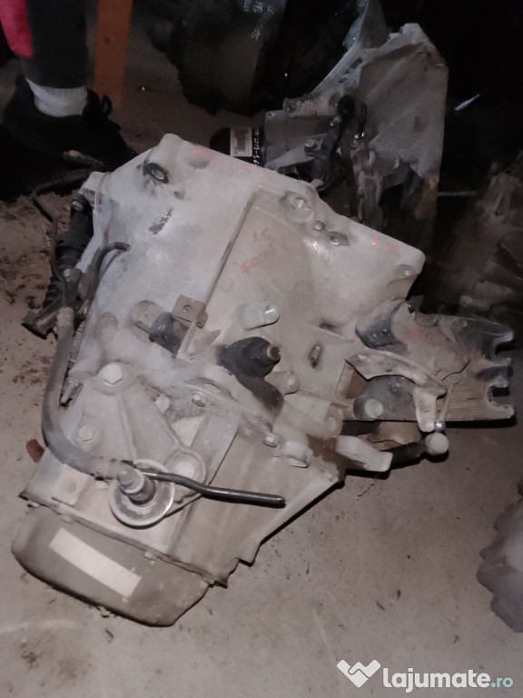 Cutie de viteze in 5 trepte Ford Focus 2 1.6 Motorina 2009