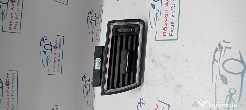 Grila ventilatie dreapta Skoda RAPID 2014