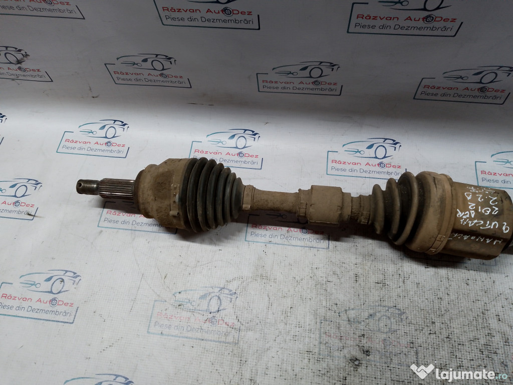 Planetara stanga fata Mitsubishi Outlander 2.2 Motorina 2013