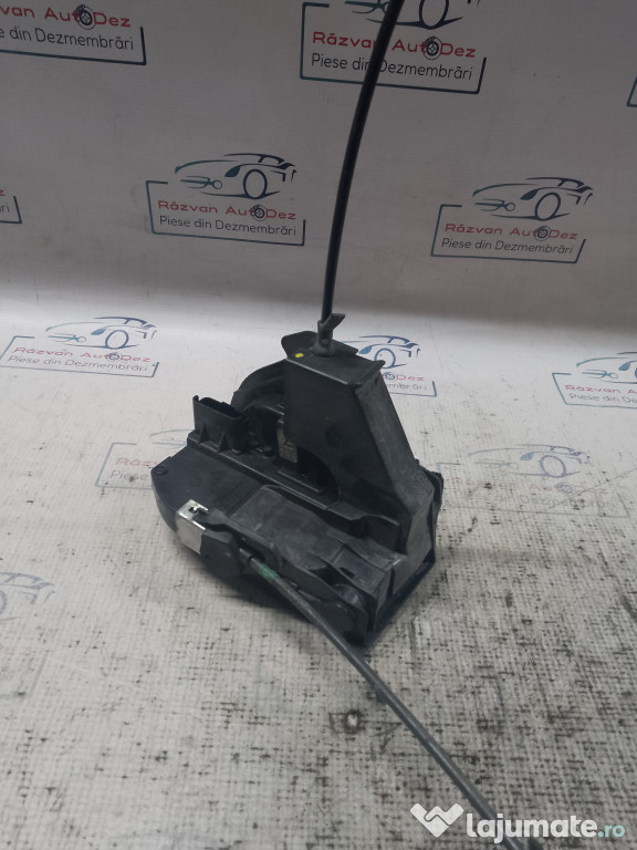 Broasca stanga fata Nissan Juke 2013