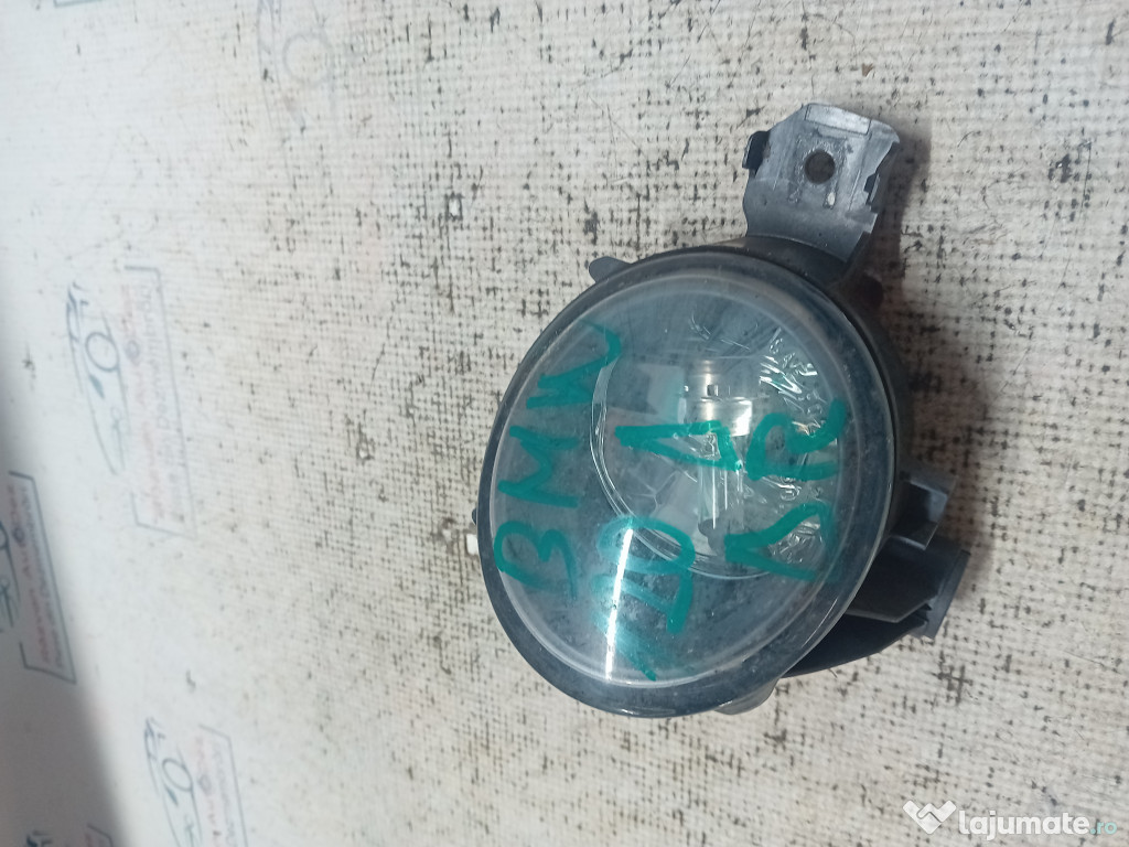 Proiectoare dreapta BMW 120