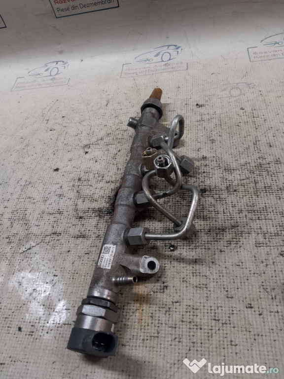 Rampa injectoare Volkswagen Passat B7 2011