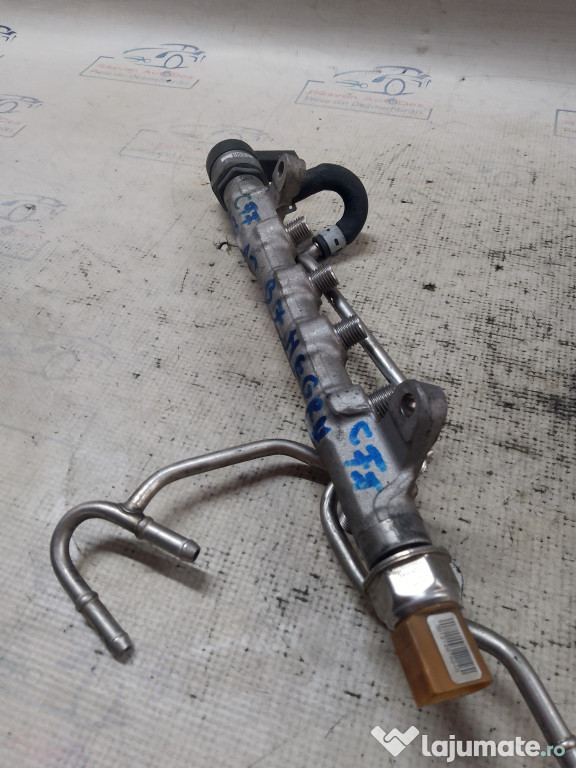 Rampa injectoare Volkswagen Passat B7 2011